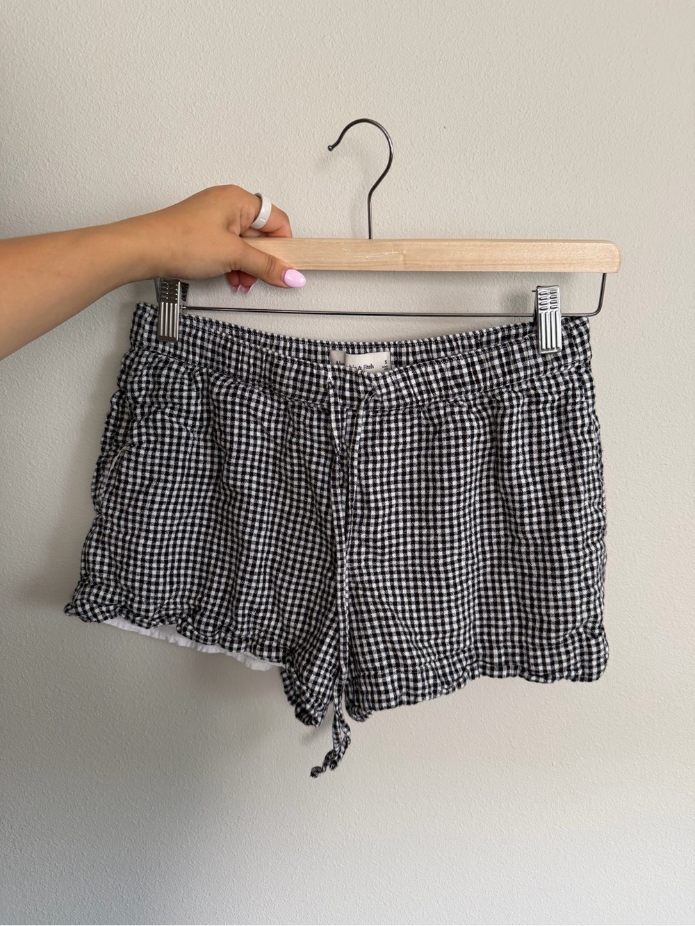 Abercrombie & Fitch Black and White Gingham Lounge Shorts